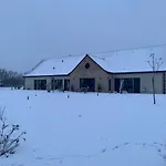 Aux 3 Forets Bed & Breakfast Bizeneuille