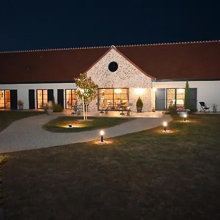 Aux 3 Forets Bed & Breakfast 3*