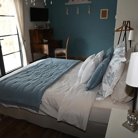 Bed & Breakfast Aux 3 Forets 3*