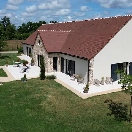 住宿加早餐酒店 Aux 3 Forets Bizeneuille