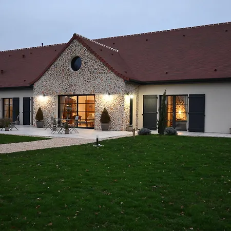 Aux 3 Forets 住宿加早餐酒店