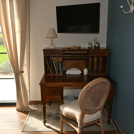 Bed and Breakfast Aux 3 Forets Bizeneuille