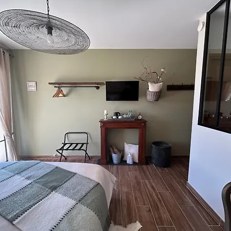 Aux 3 Forets Bizeneuille