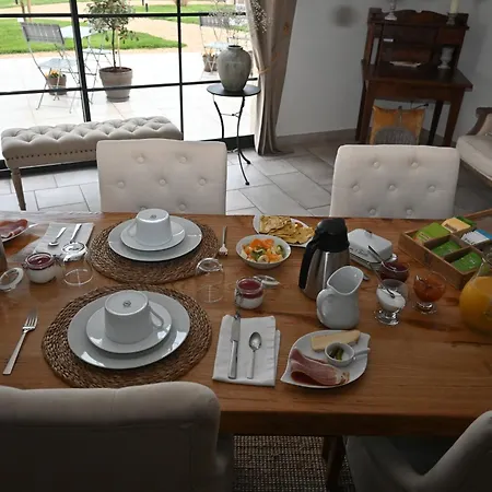 Aux 3 Forets Frühstückspension