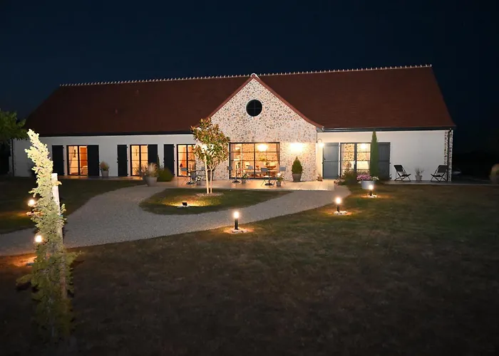 Aux 3 Forets Bed & Breakfast 3*