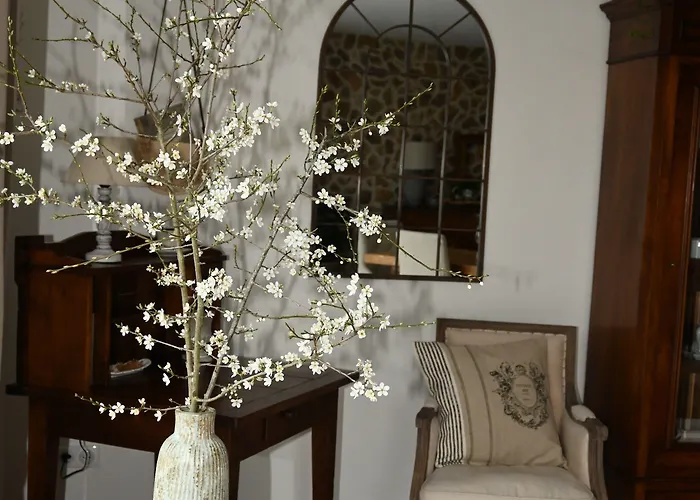 Aux 3 Forets Bed & Breakfast 3*