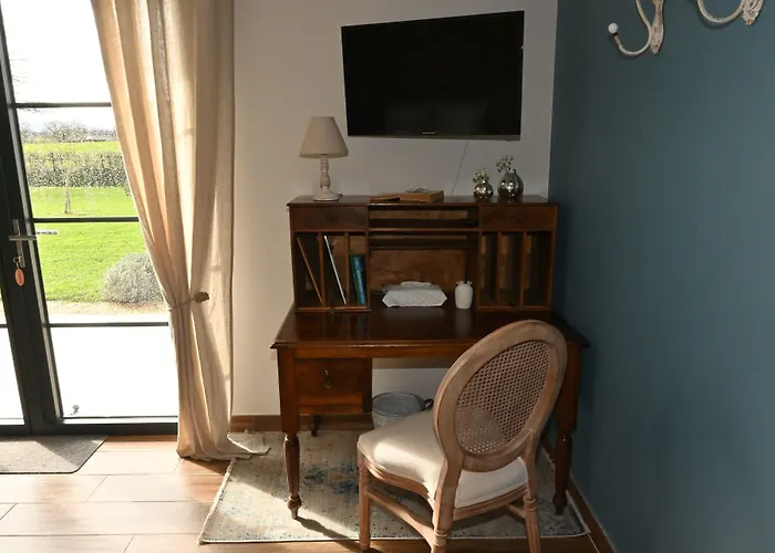 Bed & Breakfast Aux 3 Forets Bizeneuille