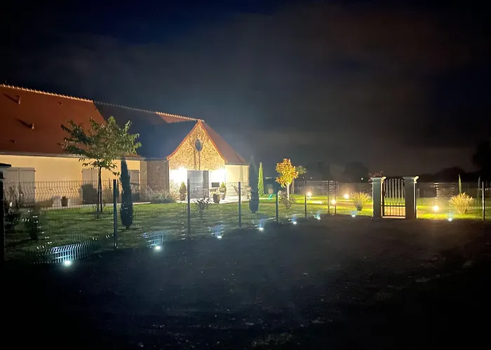 Bed & Breakfast Aux 3 Forets Bizeneuille